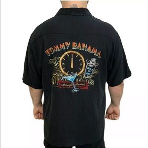 ⚡️SOLD⚡️Tommy Bahama Men’s Button Up Silk Martini
